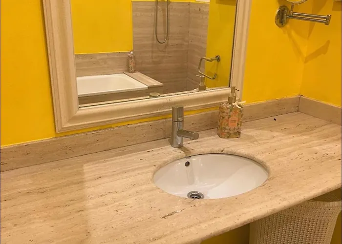 Cerca Playa * 锡切斯